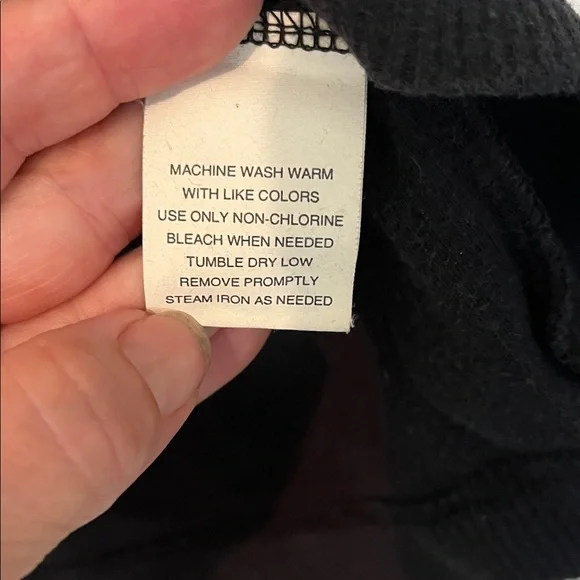 Arizona Jean Company Classic Black Short Sleeve Tee - Picture 3 of 5